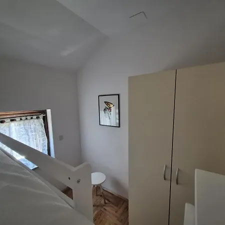 Сasa de vacaciones Stone House Pietro Pakoštane