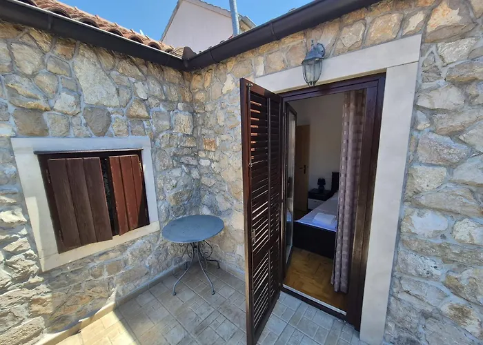 펜션 Stone House Pietro 파코스탄