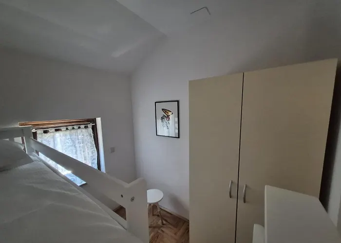 펜션 Stone House Pietro 파코스탄