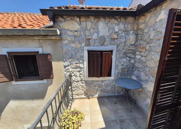 Stone House Pietro 펜션 *