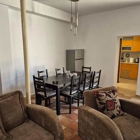 Semesterbostad Stone House Pietro Pakoštane