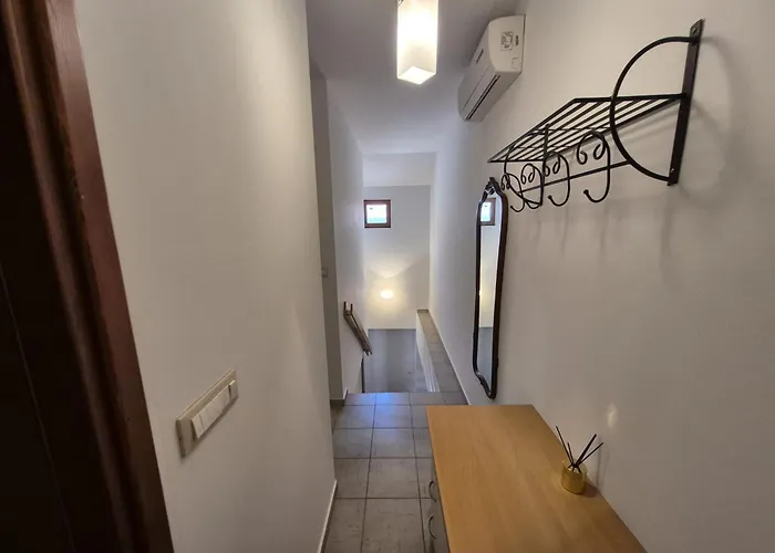 Stone House Pietro * פאקוסטאן