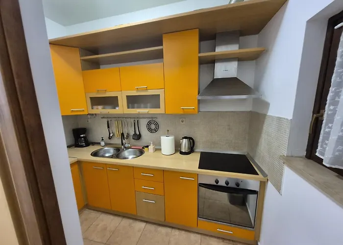 Stone House Pietro בית נופש